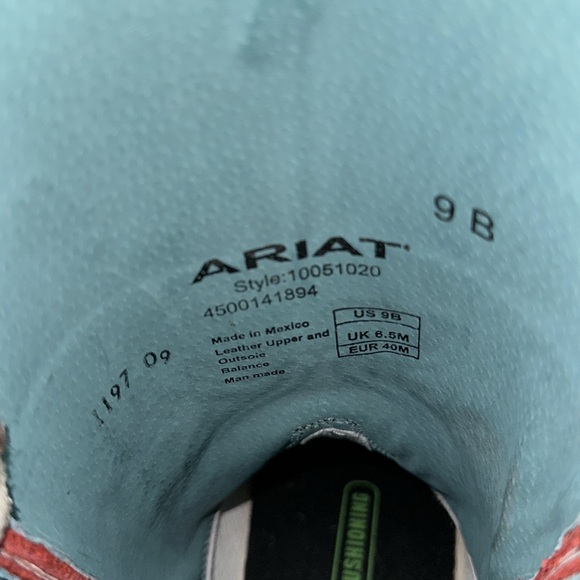 Ariat Western Boots with Cow Print and Vibrant Accents - Picture 4 of 8